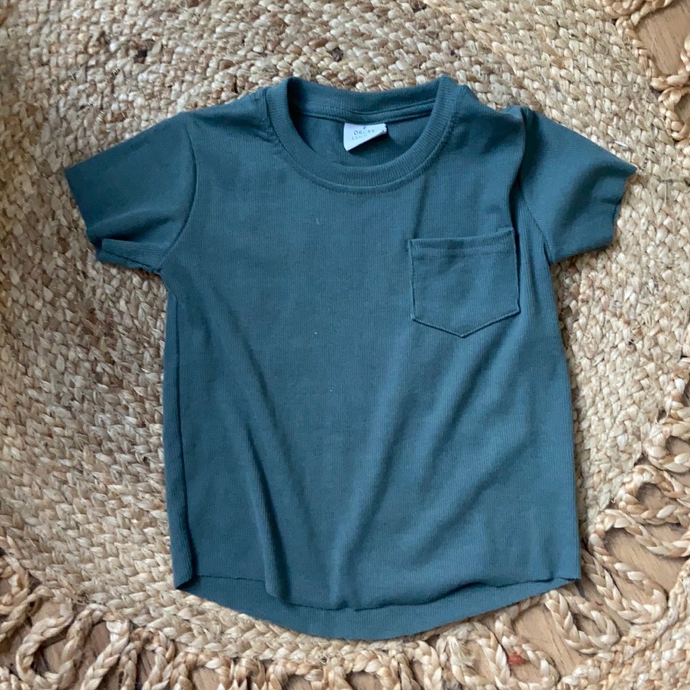 2T pocket tee